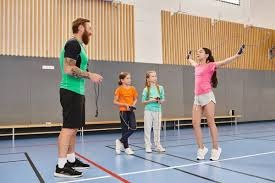 [排球]再出一份力 蔡斌担任上海女排主教练